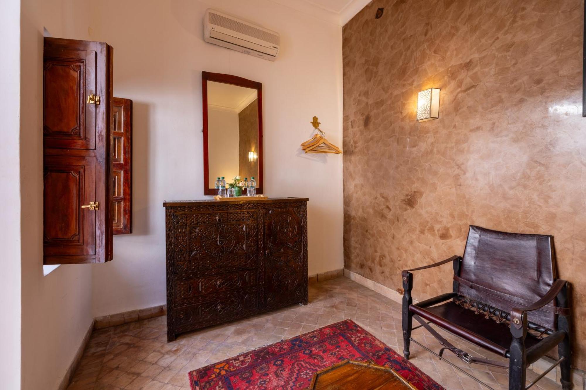 Saba Riad 4*